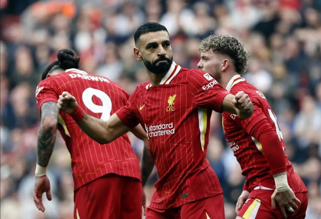 雷竞技官方网站包含今晨AC米兰备战英超，再遭质疑细节曝光，赛场秩序良好，临场指挥获称赞的词条