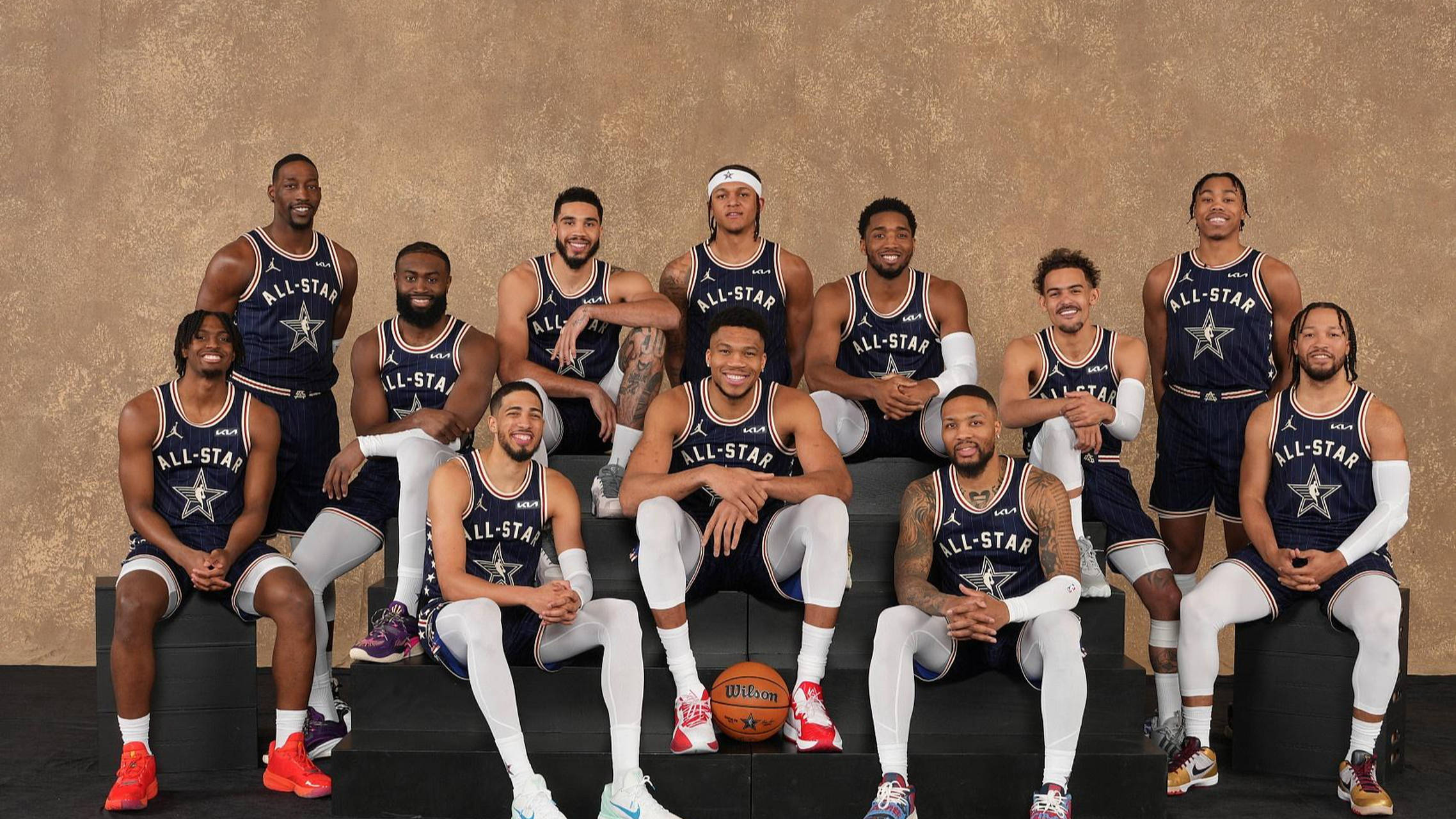 尤文图斯迎足总杯关键赛，加时末段再遭质疑，话题不断，年轻球员得到机会的简单介绍