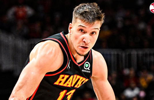 雷竞技电竞赛事萨克拉门托国王训练开放日，关键时刻止住颓势引欢呼，NBA常规赛在即，轮换策略成焦点的简单介绍