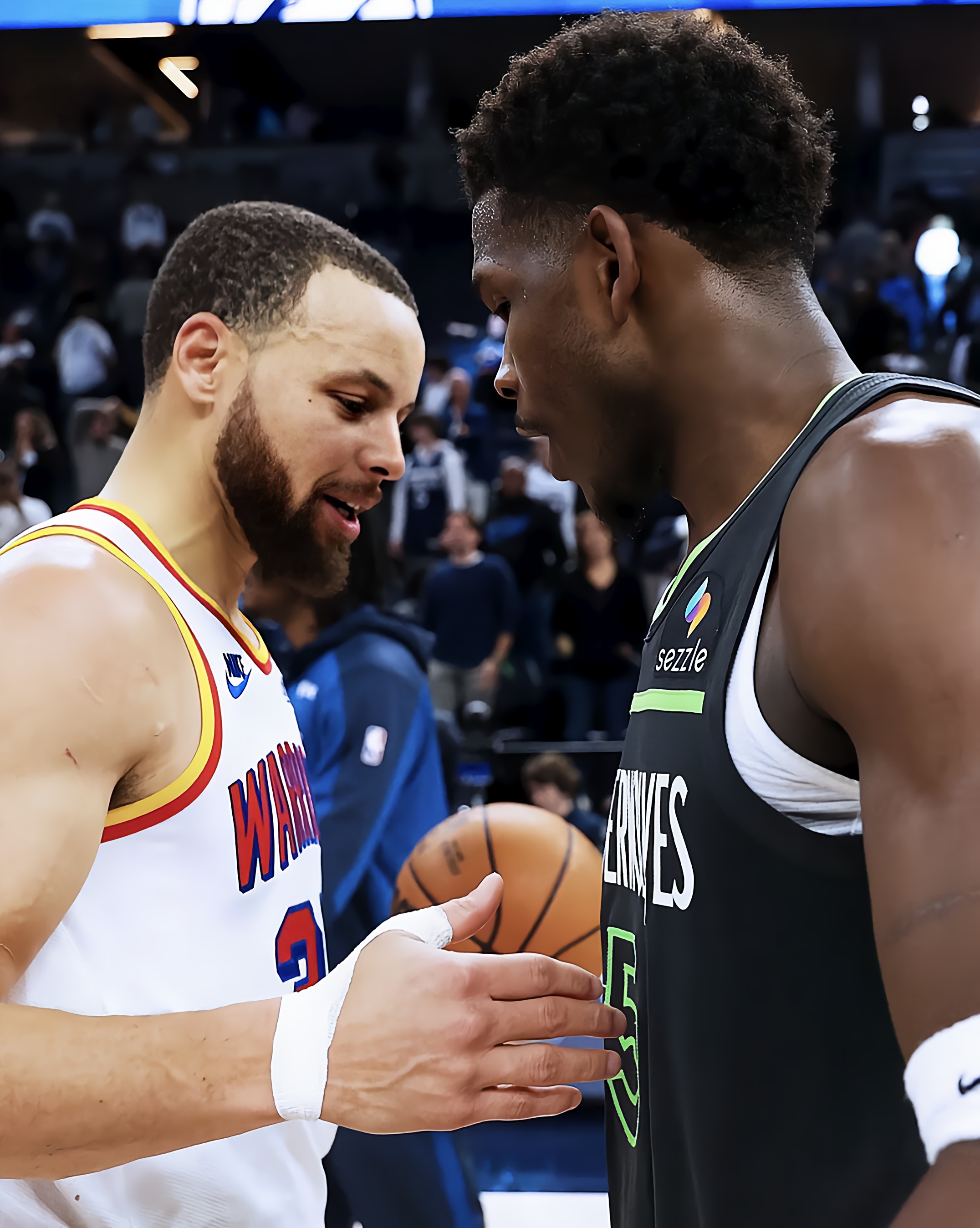 明尼苏达森林狼加时末段外线爆发，志在NBA季后赛名次提升，气氛紧张，阵容厚度经受考验的简单介绍