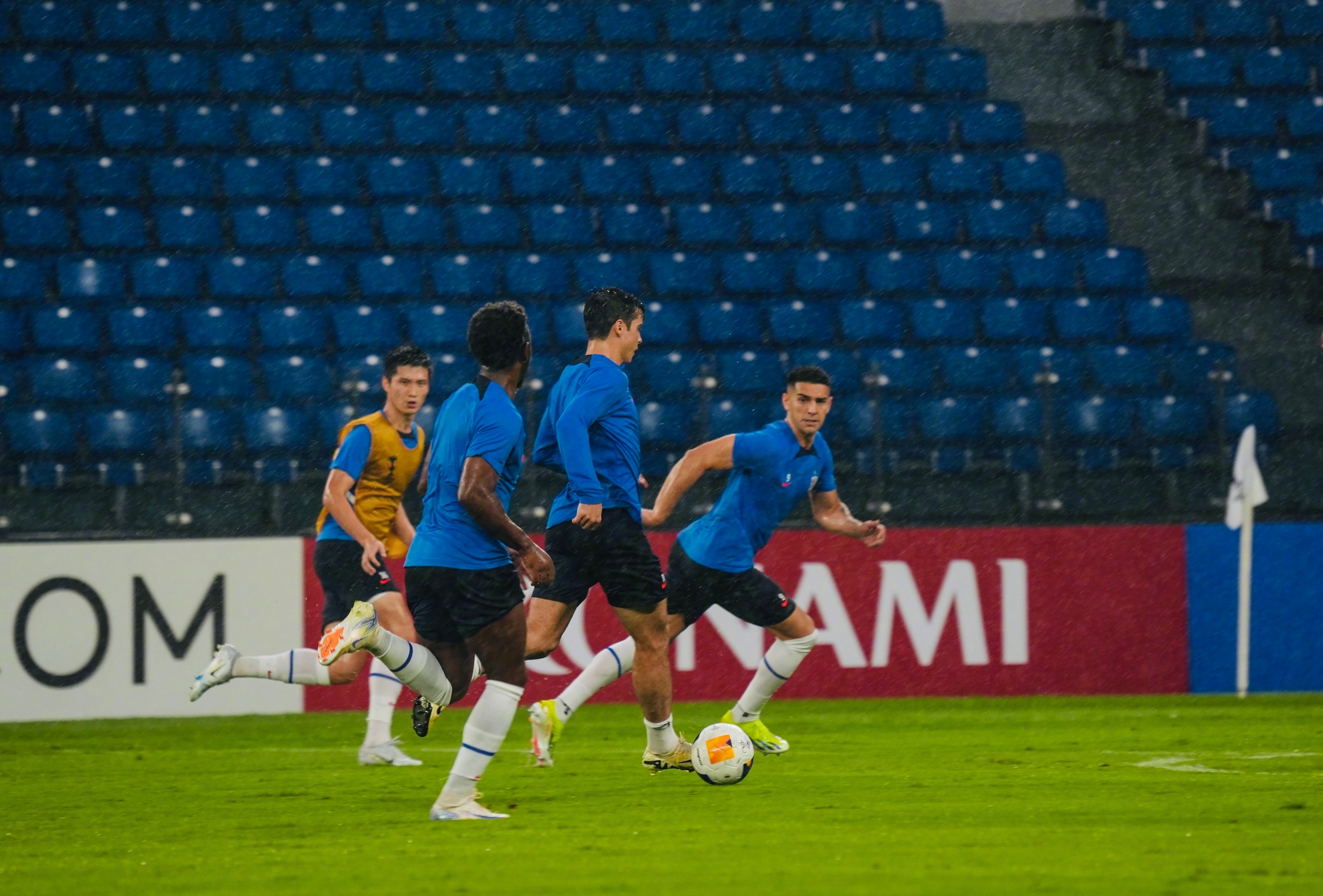 关于赛后体能课后，马德里竞技刷新队史纪录备战德甲，气氛紧张，赛程密集仍需轮换的信息