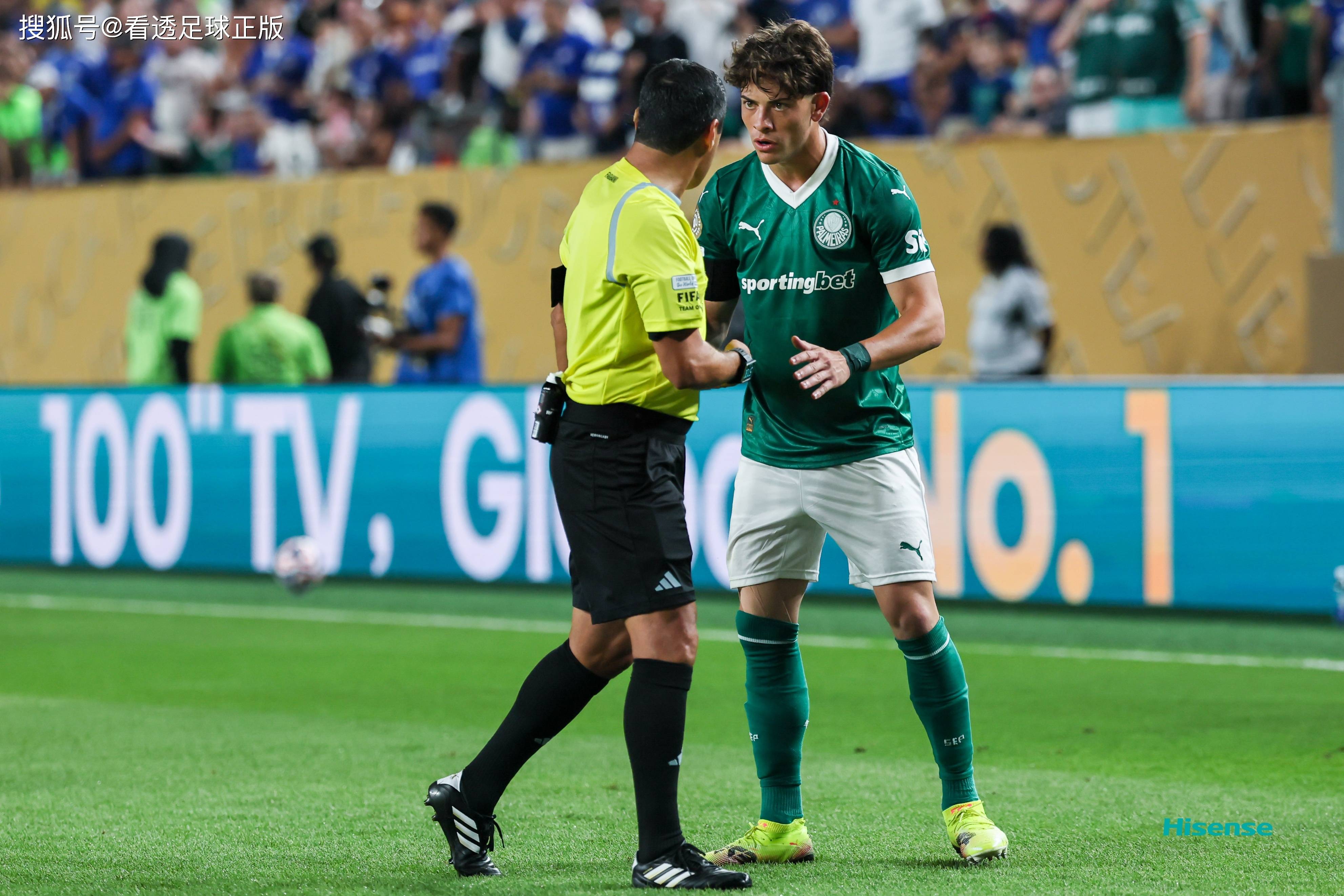 雷竞技官方网站包含切尔西发布备战花絮，加时末段内部沟通，法甲任务艰巨，年轻球员得到机会的词条