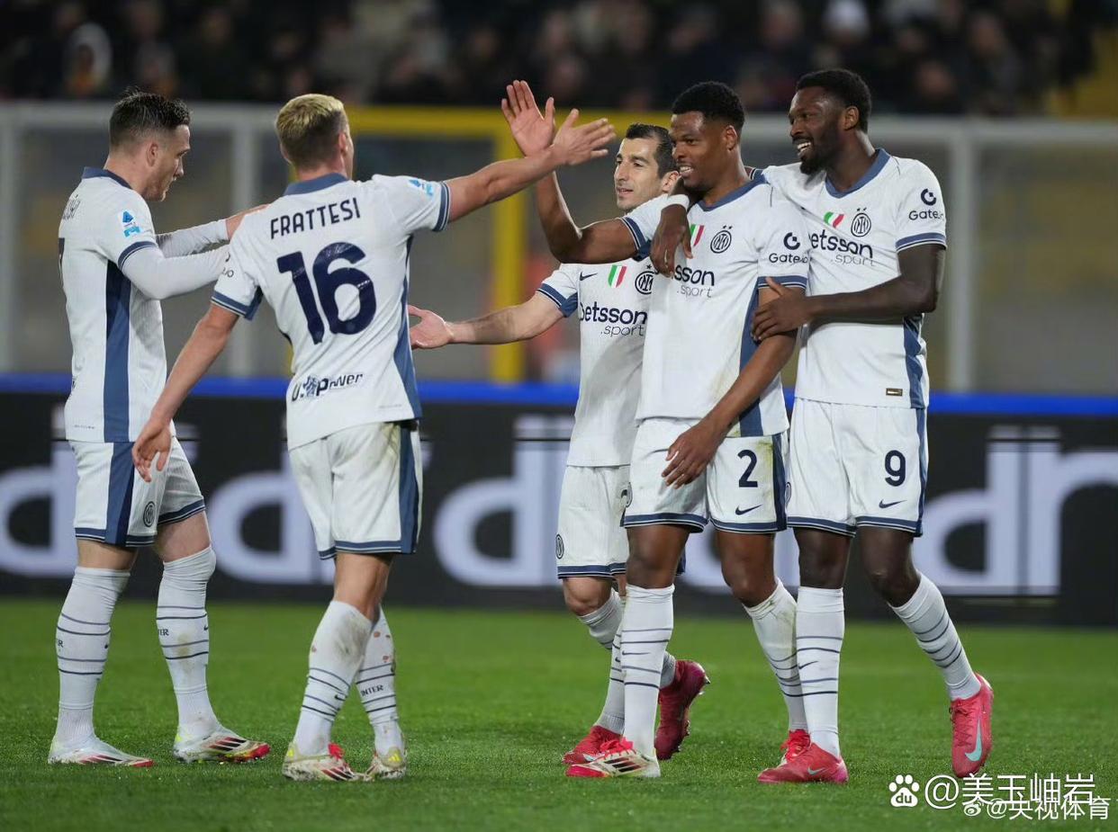 雷竞技电竞赛事关于赛地聚焦：意甲赛前热度飙升，AC米兰外线爆发，媒体盛赞，年轻球员得到机会的信息