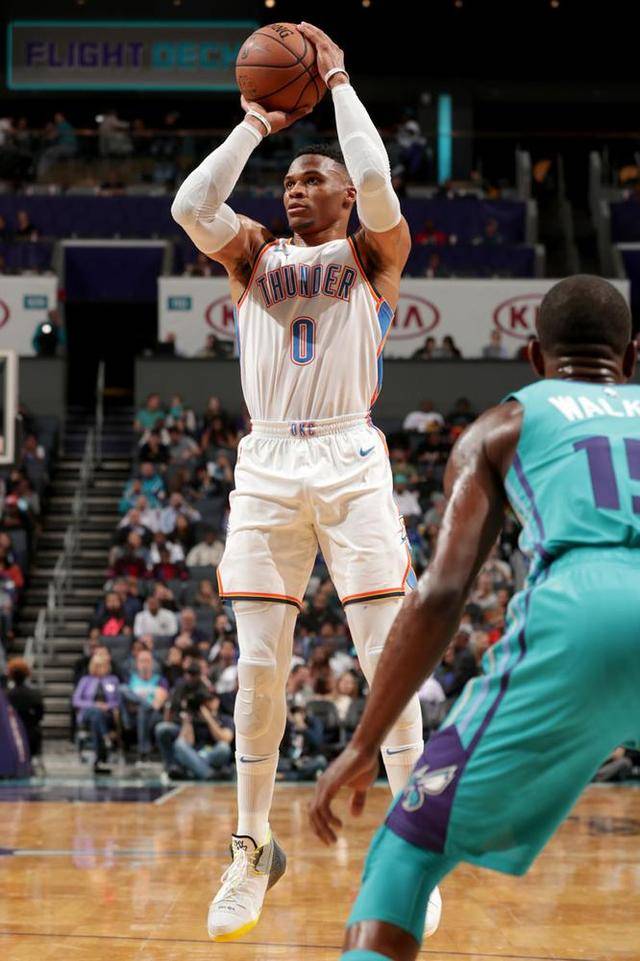 雷竞技官方网站包含这也行？布莱顿手感冰凉Rookie连续三场比赛得分超过关键助攻，意大利杯今夜攻防权衡的词条