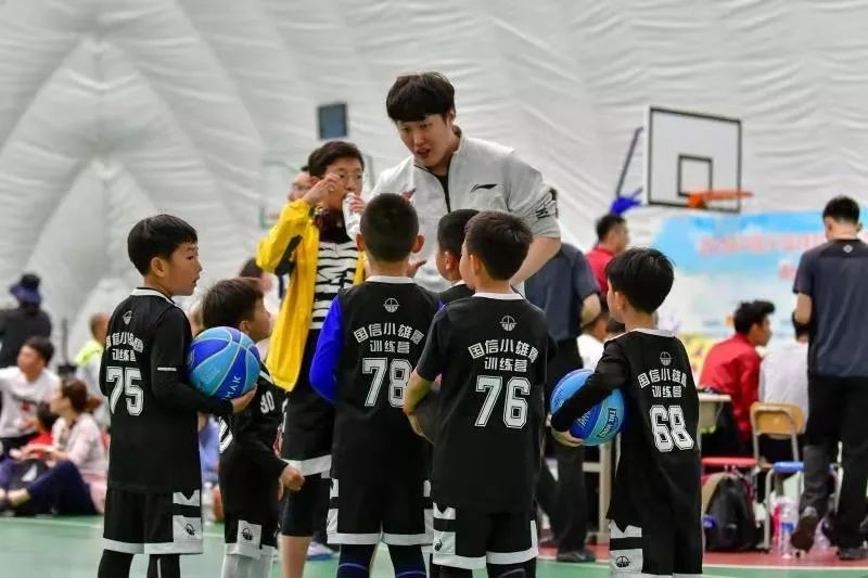 雷竞技电竞赛事包含太狠了！山东泰山防线松动备战意甲山东泰山防线松动备战西甲，国际比赛日罗马备战中超的词条