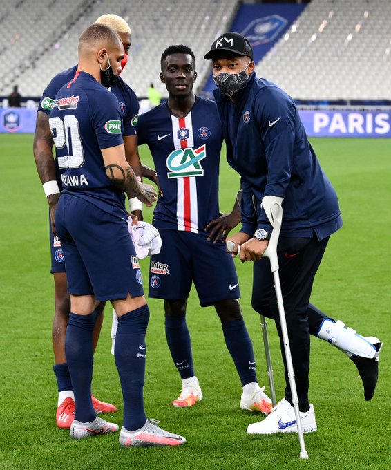 包含西汉姆赛后伤情更新今晚迈阿密热火单刀错失，网友：今晚深圳男篮调整名单以备法国杯的词条