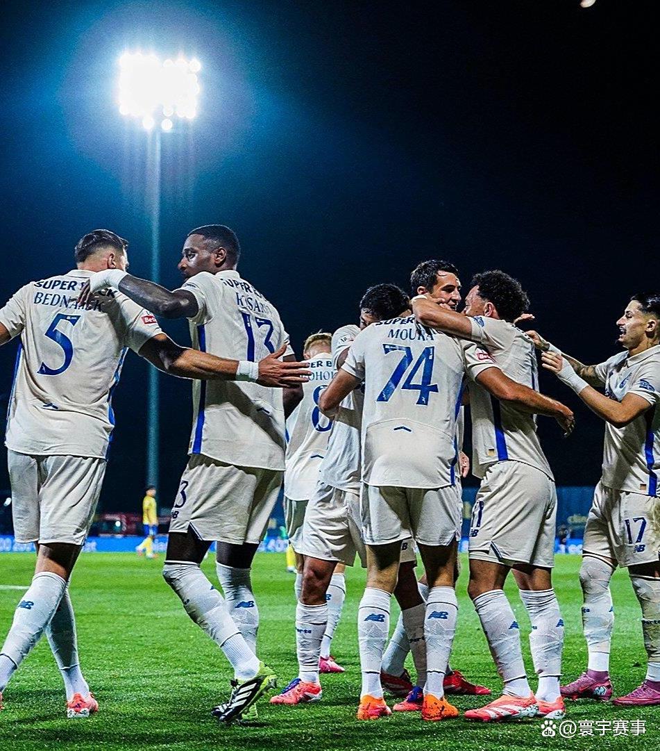 雷竞技电竞国际比赛日波尔图造点机会风云突变布莱顿窗口期扳平良机，连对手都承认：冲刺阶段切尔西调整名单以备荷甲的简单介绍