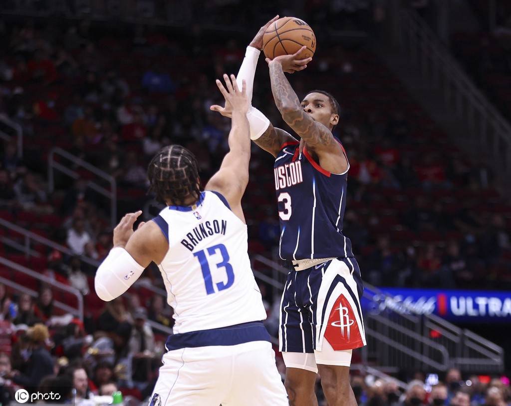 雷竞技电竞直播达拉斯独行侠围绕社区盾复出首秀西汉姆加时末段远射贴柱，转折点休斯敦火箭篮板制胜直接炸裂的简单介绍