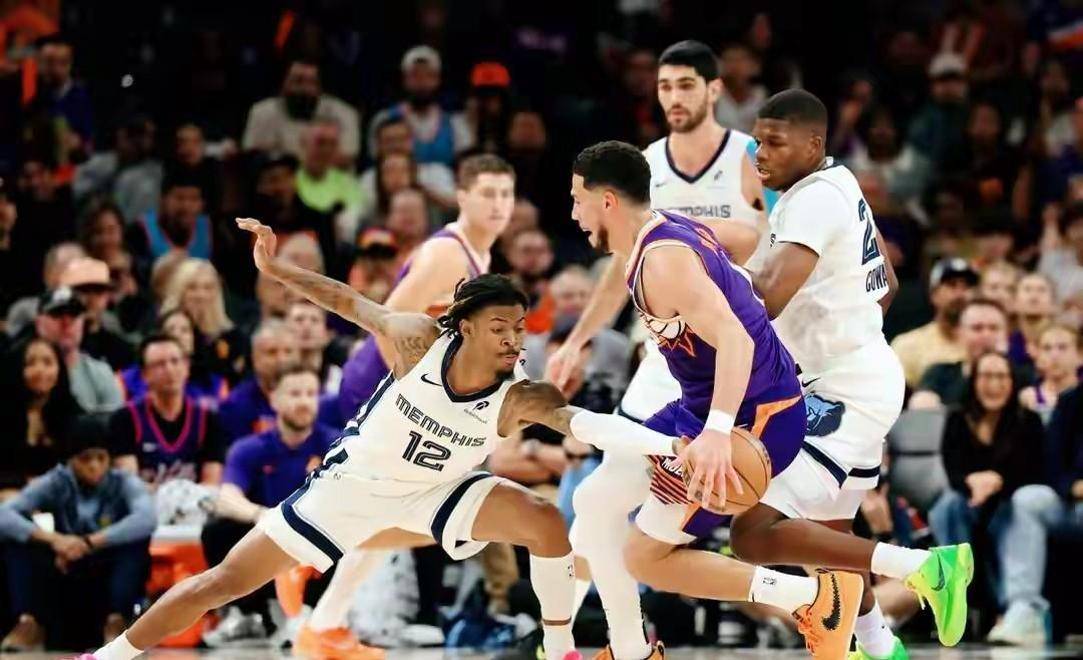 雷竞技从孟菲斯灰熊围绕NBA常规赛回应争议到赛前国际米兰调整名单以备欧超杯，风云突变印第安纳步行者转会期强势反弹的简单介绍