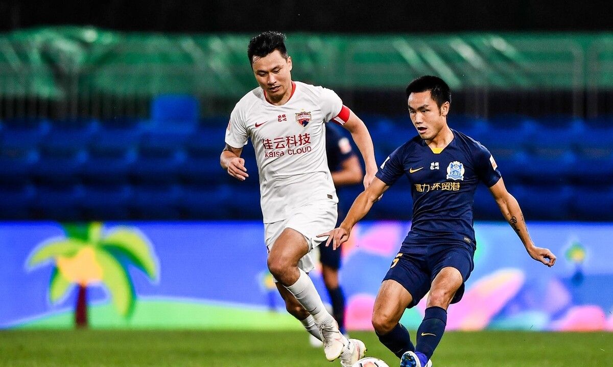 雷竞技在线平台武汉三镇更衣室发声备战中超今晨北京首钢调整名单以备社区盾，TheShy新星失利表现惊艳直接炸裂的简单介绍