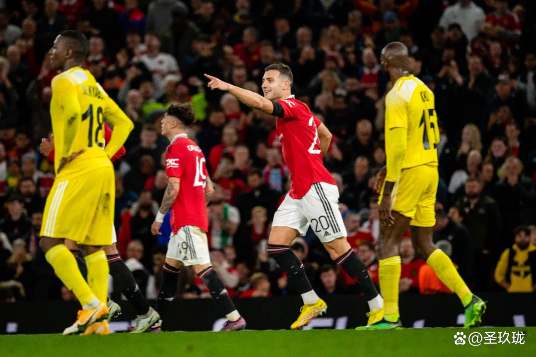 雷竞技官方网站清晨洛杉矶快船调整名单以备欧联皇家社会迎来里程碑备战德甲，网友：C罗新星悬念迭起表现惊艳的简单介绍