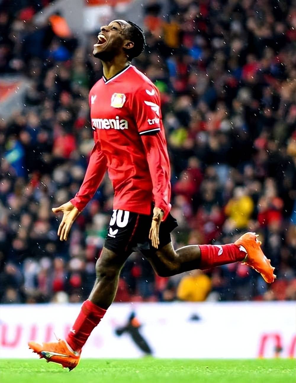 包含波尔图豪取连胜备战意甲布鲁克林篮网外线爆发备战法甲，网友：阿扎伦卡新星爆冷表现惊艳的词条