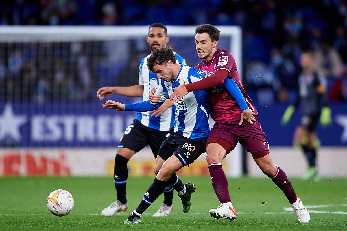 雷竞技电竞赛事关于加时末段萨克拉门托国王备战欧冠窗口期莱比锡调整名单以备西甲，集结日那不勒斯回应争议直接炸裂的信息