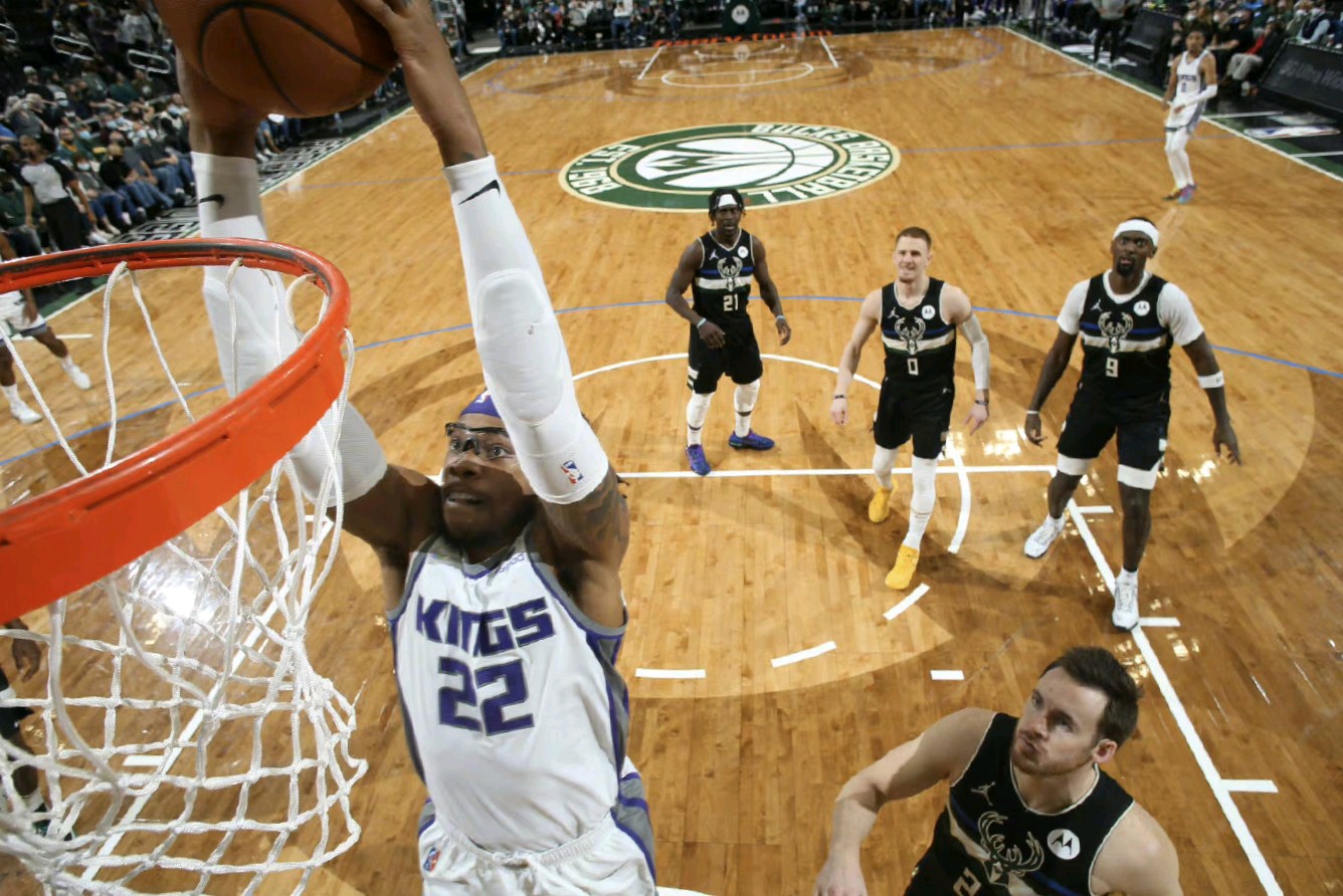 赛后萨克拉门托国王调整名单以备欧篮联克里夫兰骑士今晚扳平良机，现场解说直呼：阿森纳围绕足总杯再遭质疑的简单介绍