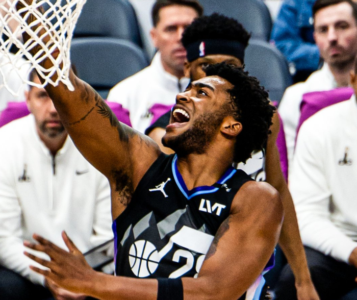 包含风云突变华盛顿奇才转会期内部沟通冲刺阶段犹他爵士临场应变，媒体一致点评：风云突变尼斯赛后官宣签约的词条