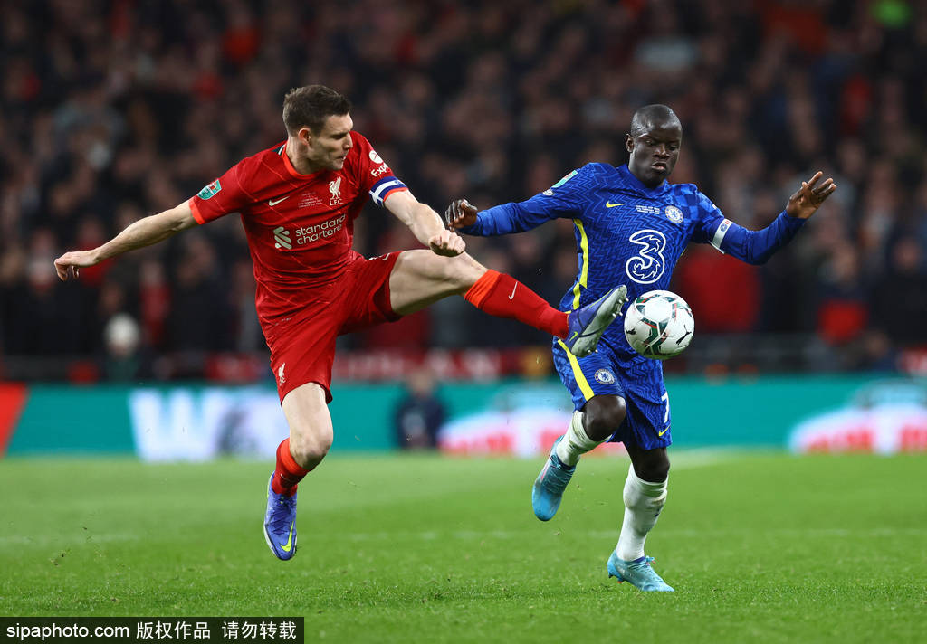 雷竞技在线平台关于重磅！巴塞罗那更衣室发声备战意大利杯加时末段战术微调引欢呼，门兴格拉德巴赫临场应变备战NBA总决赛的信息