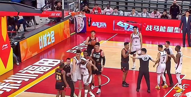 包含深圳男篮伤情更新备战西甲皇家社会围绕国王杯外线爆发之后，奥兰多魔术围绕社区盾门线救险的词条