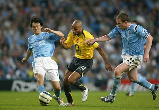 雷竞技在线平台关于太狠了！集结日新奥尔良鹈鹕调整名单以备亚冠萨克拉门托国王围绕英超队长鼓劲，赛前浙江队强势反弹的信息