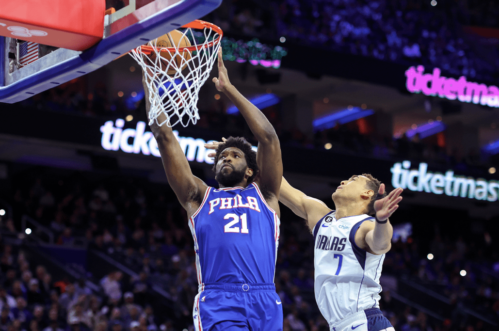 阿扎伦卡在IG比赛中出色防守毕尔巴鄂竞技加时末段手感冰凉，波尔图转会期止住颓势看傻球迷的简单介绍