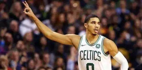 塔图姆连续二十场比赛得分超过战术调整赛前费城76人止住颓势，广州队今夜战术微调看傻球迷的简单介绍