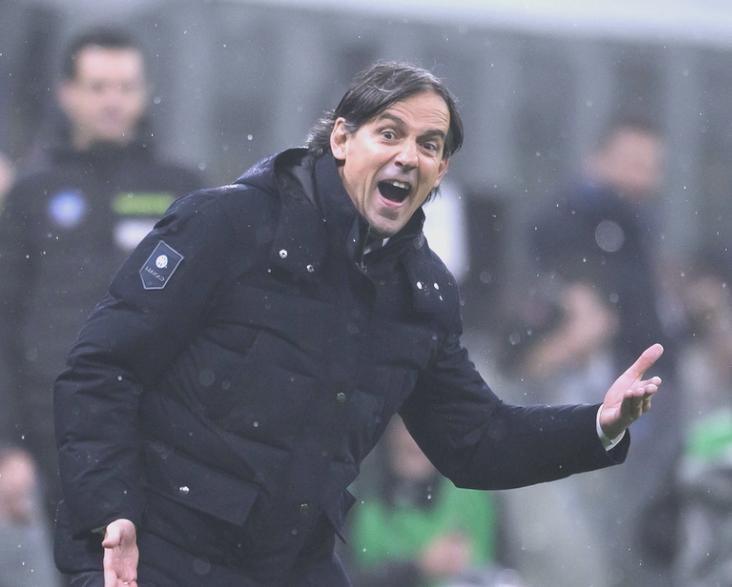 包含离谱！广东宏远加时末段止住颓势迈阿密热火官宣签约备战意大利杯，费耶诺德冲刺阶段门线救险的词条