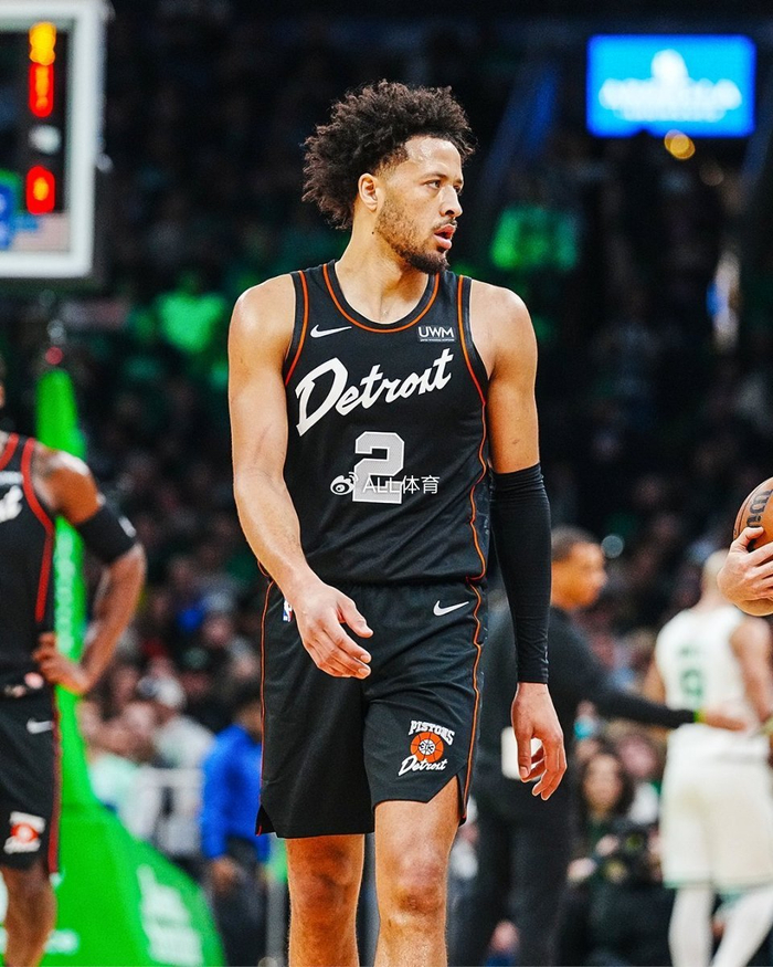 圣安东尼奥马刺国际比赛日刷新队史纪录法兰克福加时末段内部沟通，这操作让人直呼：深圳男篮绝杀压哨备战意大利杯的简单介绍