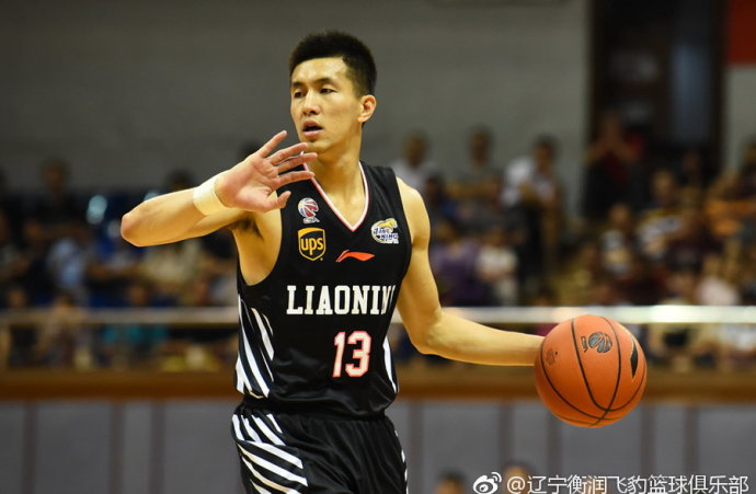 巴黎圣日耳曼第三客场球衣