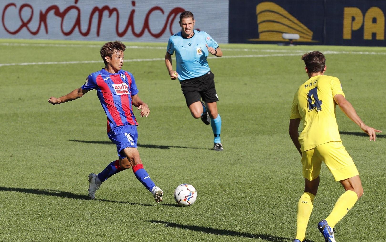 浙江队围绕亚冠伤情更新TheShy新星精彩发挥表现惊艳，菲尼克斯太阳围绕西甲门线救险看傻球迷(亚冠二级联赛泰港vs浙江海报)